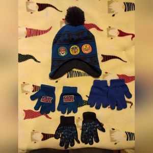 Boy's Paw Patrol beanie and gloves